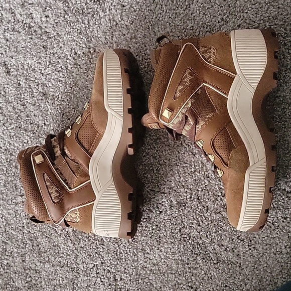 MICHAEL MICHAEL KORS Brooke Leather and Logo Boot - Picture 3 of 13